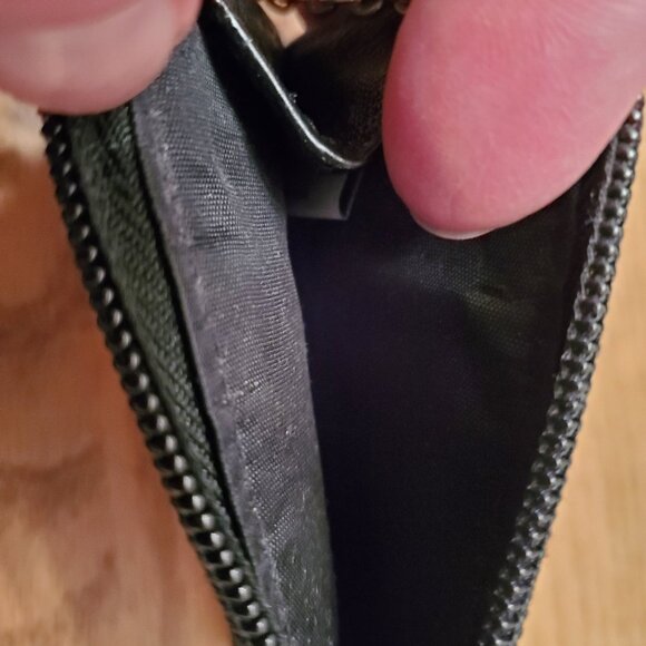 Liz Claiborne Black Key Chain Handheld Wallet w/Gold Accents Name Logo - Picture 3 of 3